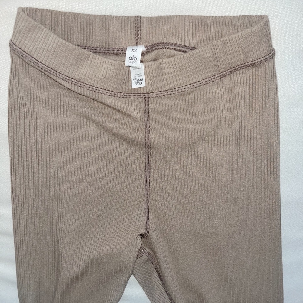 Womens blissful ribbed 7/8 leggings - natural - synthetic